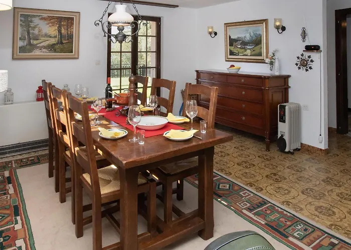 Chante Neige By Interhome شاليه