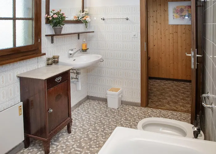 شاليه Chante Neige By Interhome Riddes